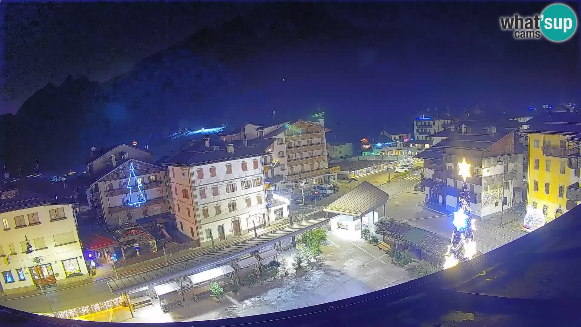 Hauptplatz von Forni di Sopra