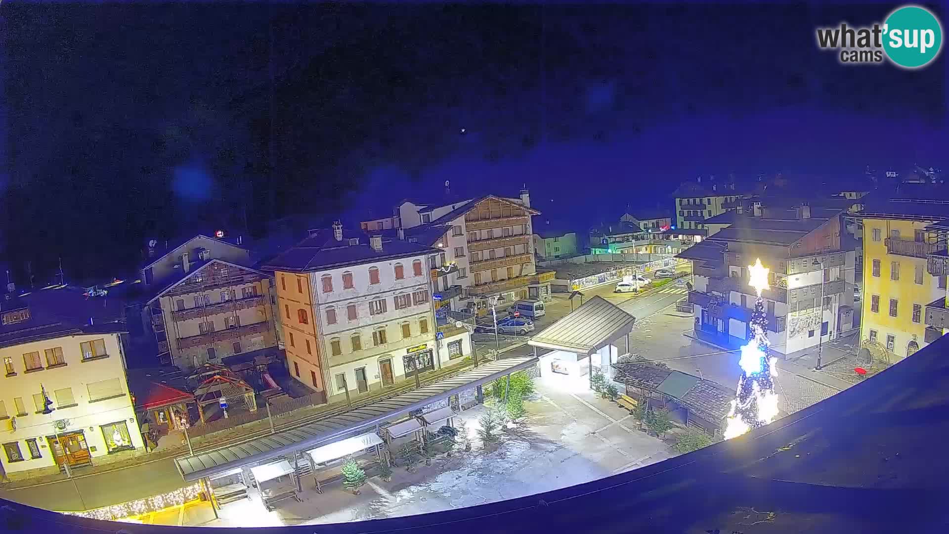 Hauptplatz von Forni di Sopra