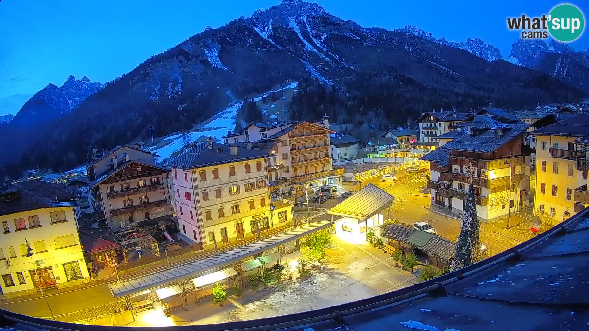 Hauptplatz von Forni di Sopra