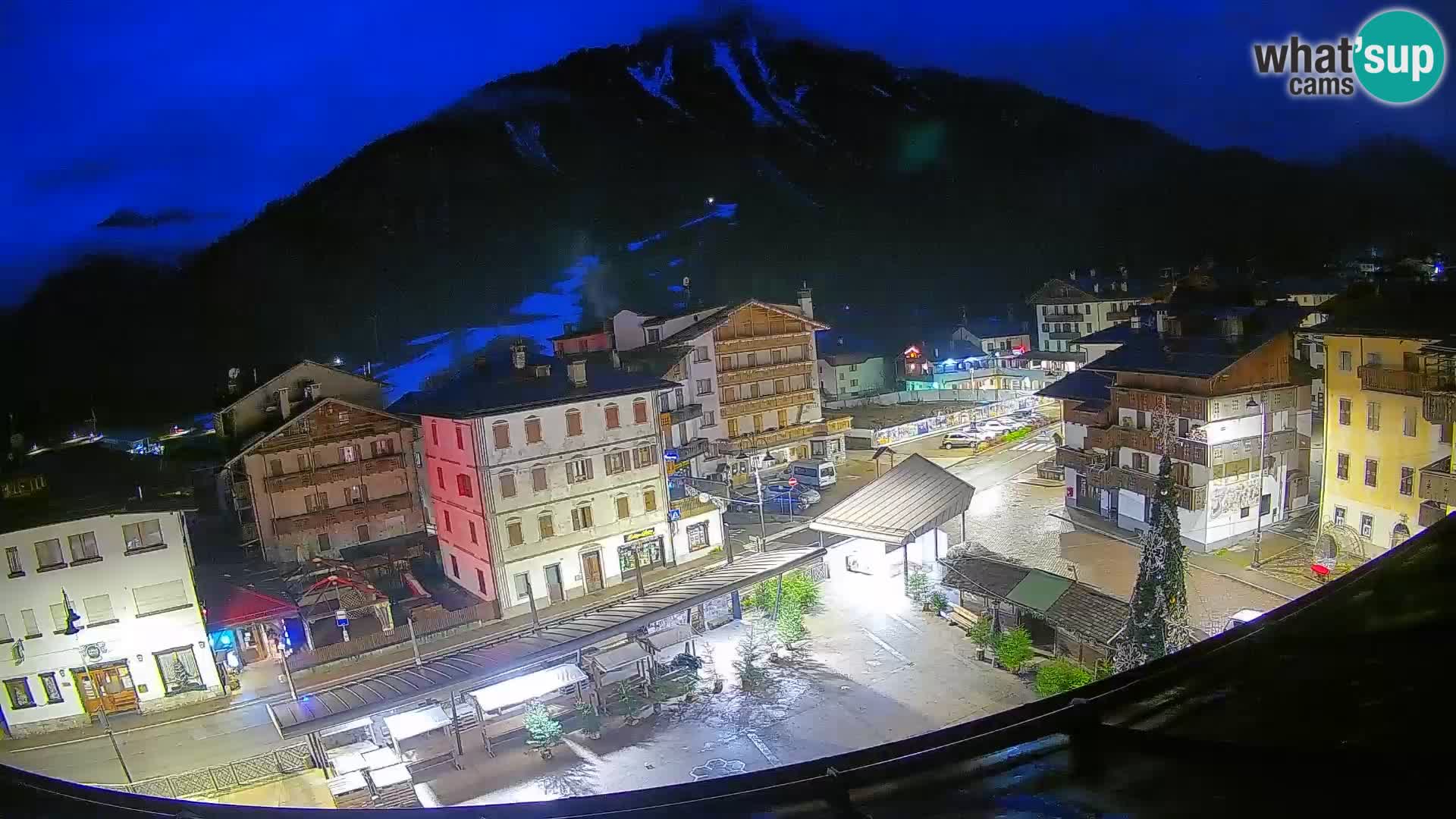 Forni di Sopra main square