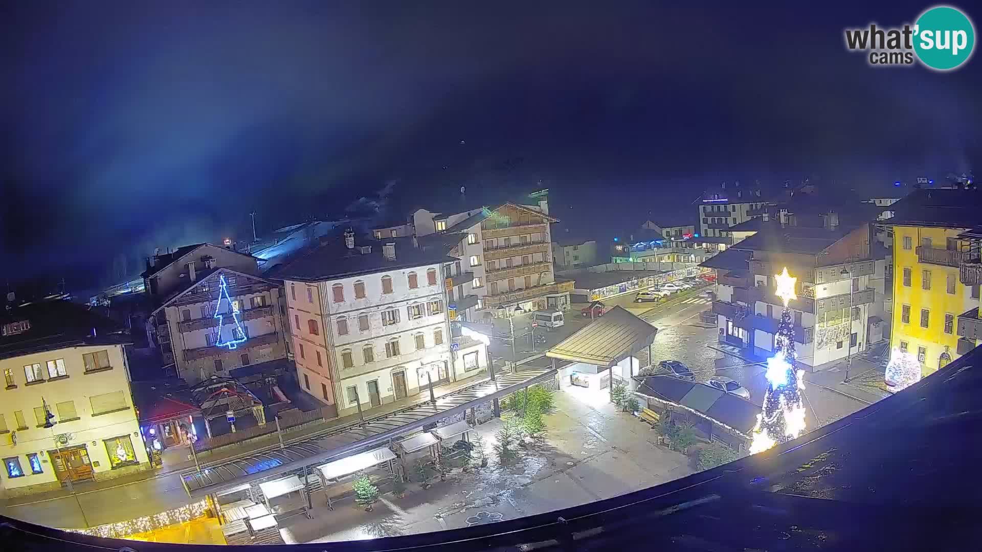 Hauptplatz von Forni di Sopra