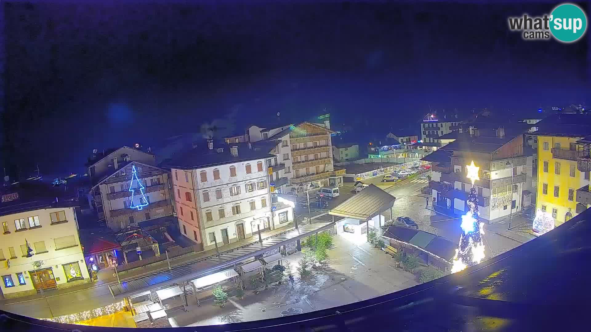 Hauptplatz von Forni di Sopra
