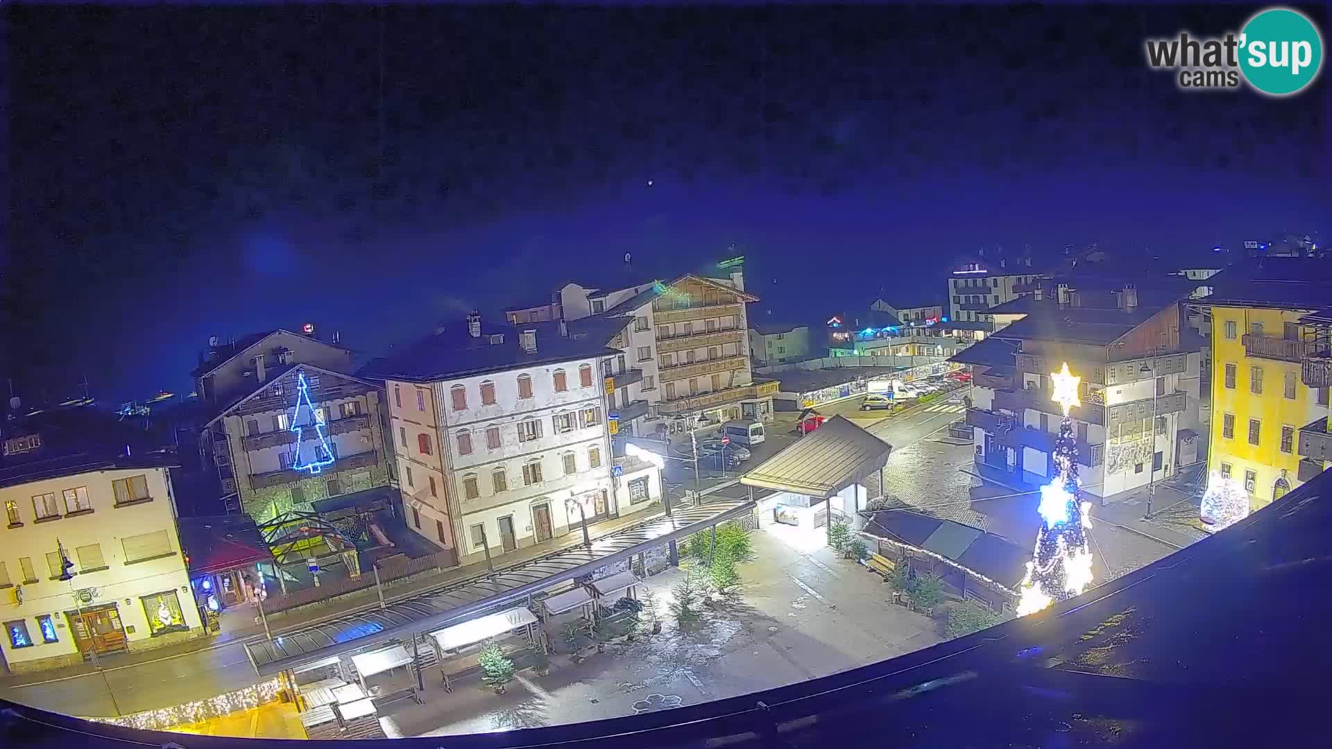 Hauptplatz von Forni di Sopra