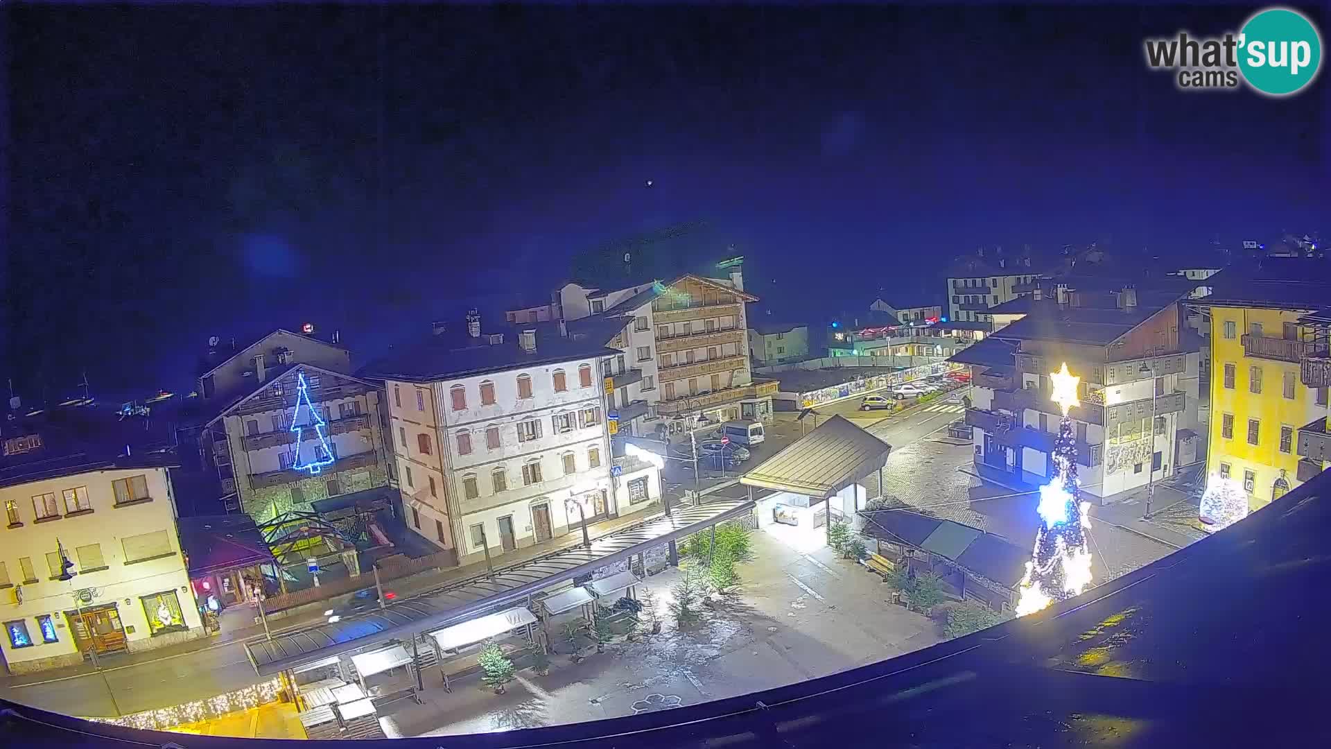 Hauptplatz von Forni di Sopra