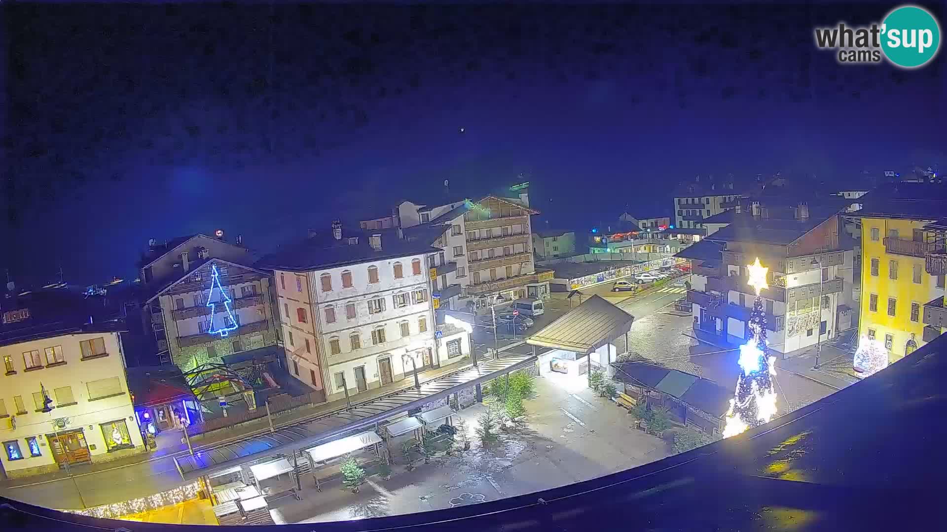 Hauptplatz von Forni di Sopra