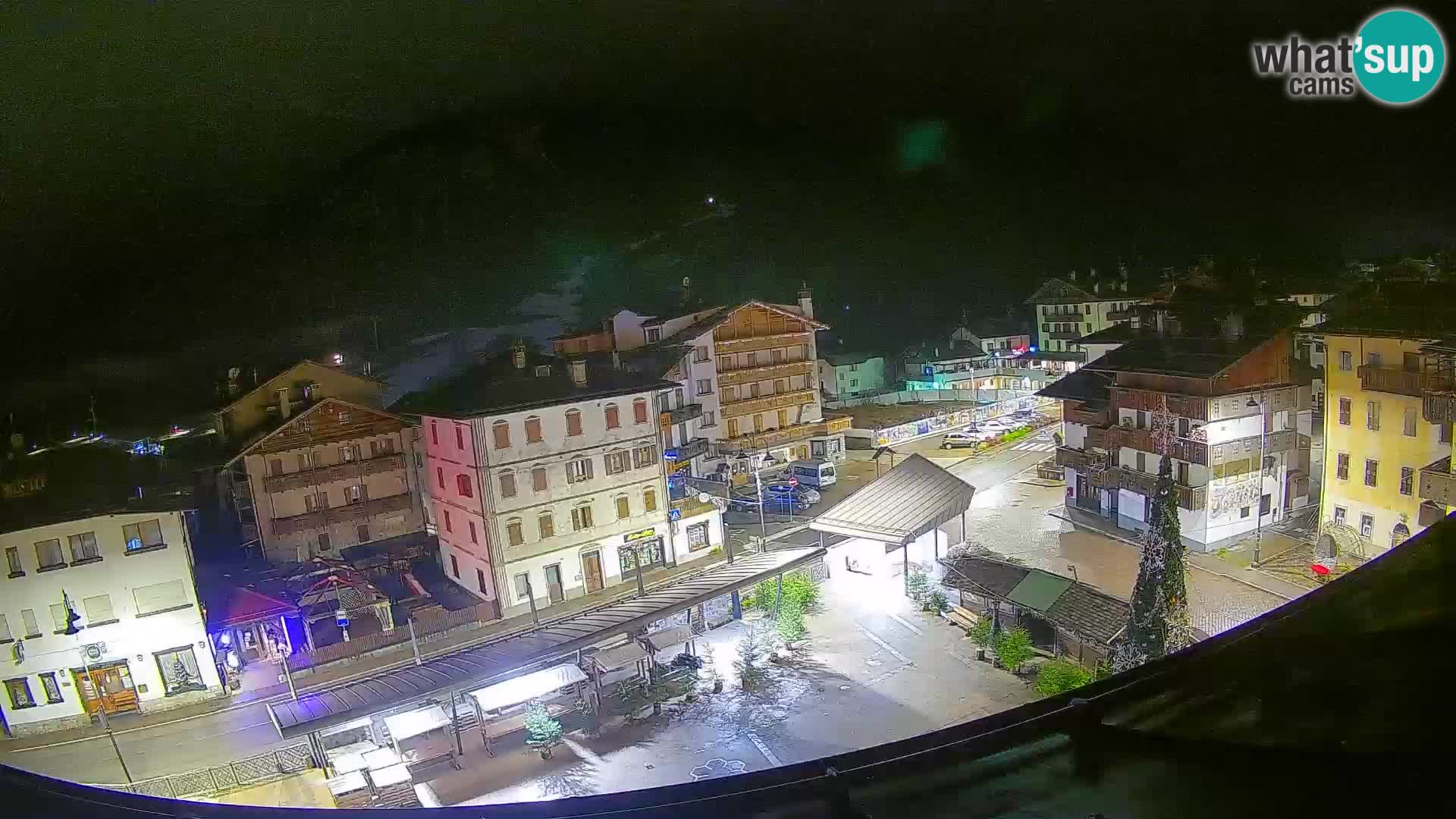 Hauptplatz von Forni di Sopra