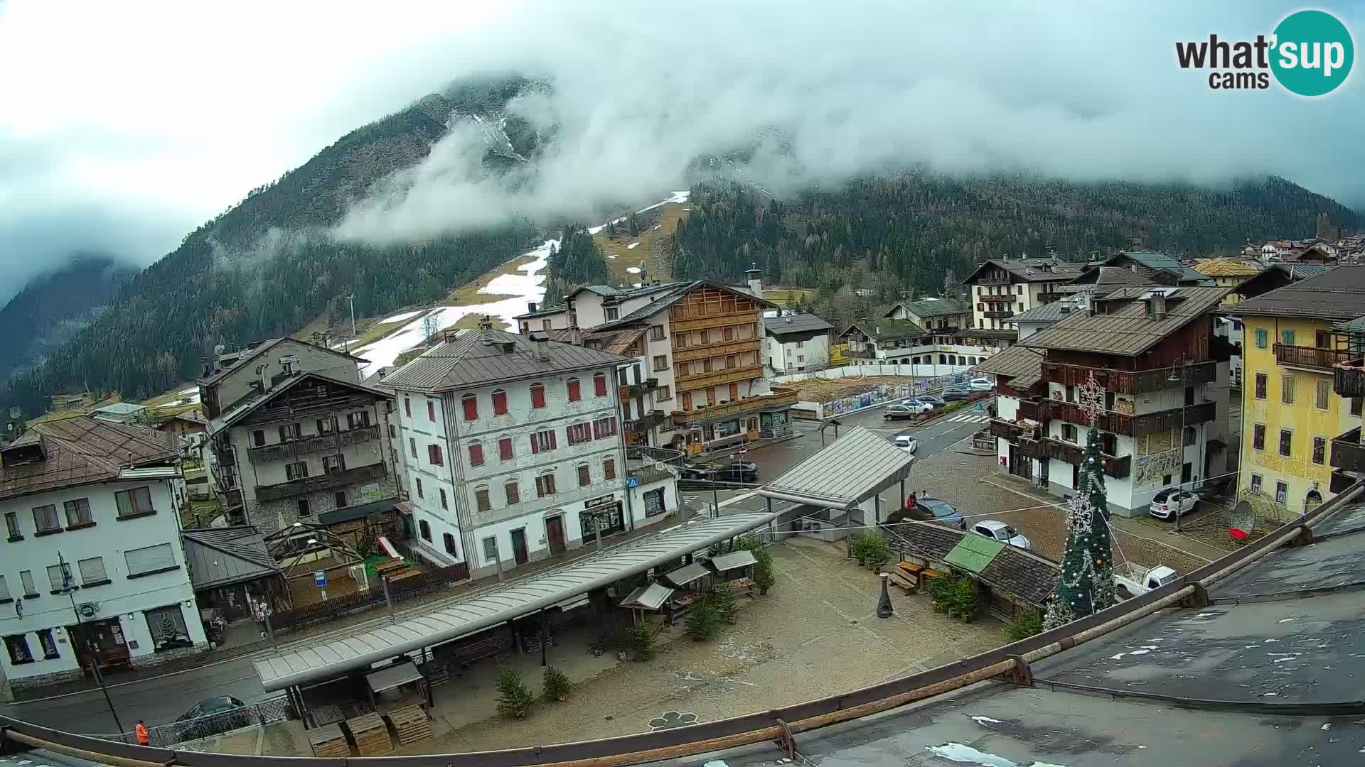 Hauptplatz von Forni di Sopra