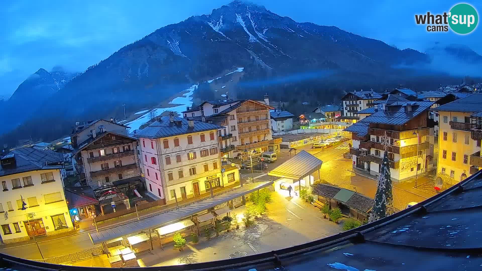 Hauptplatz von Forni di Sopra