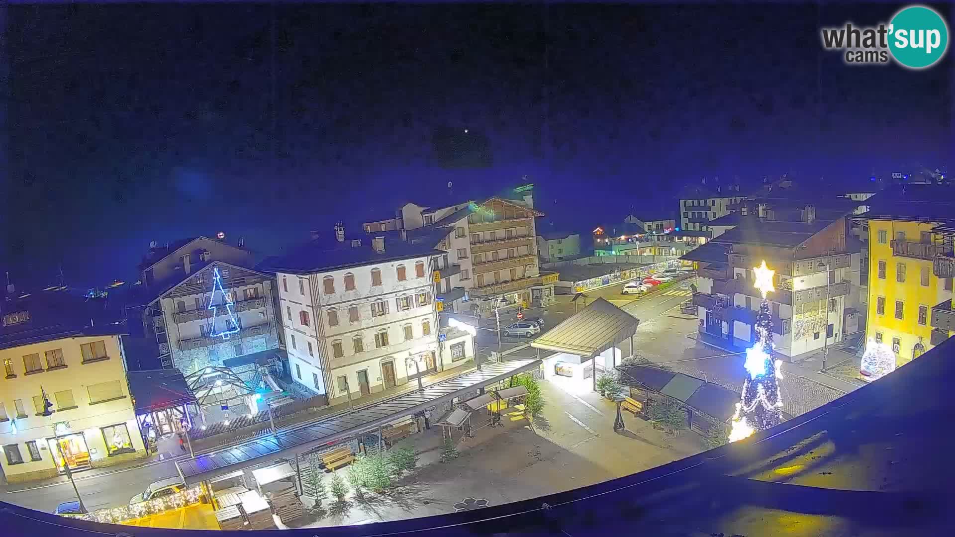 Hauptplatz von Forni di Sopra