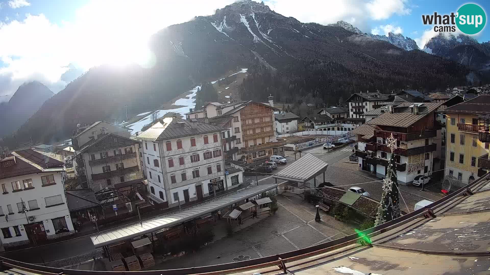 Plaza principal de Forni di Sopra