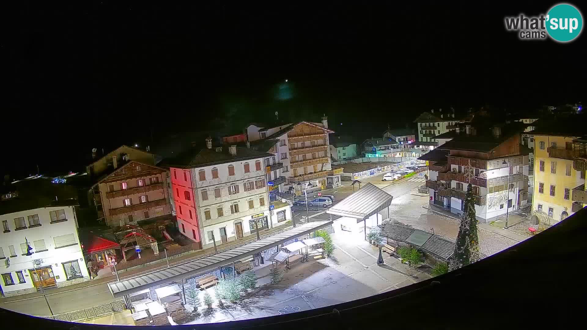 Hauptplatz von Forni di Sopra