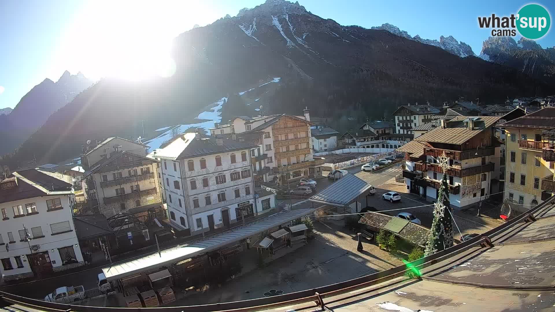 Hauptplatz von Forni di Sopra