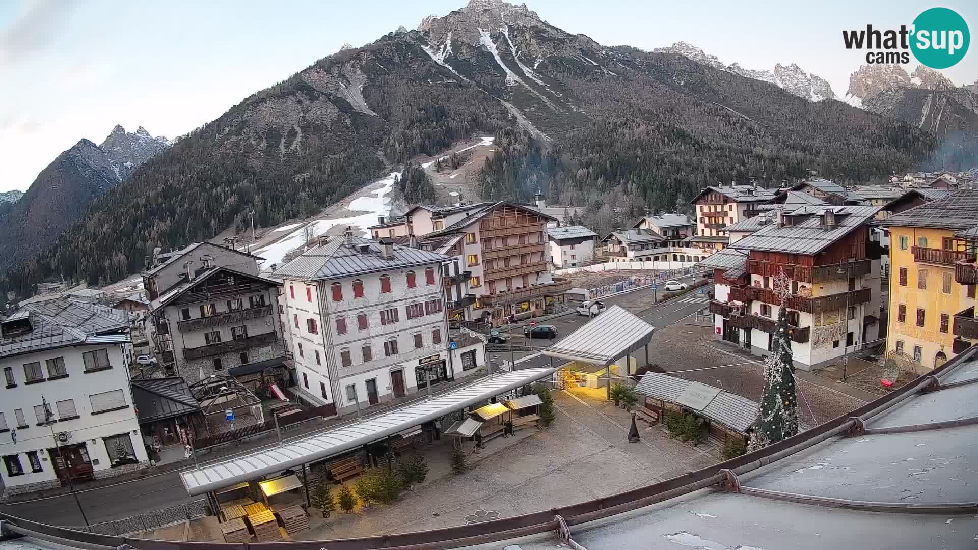 Hauptplatz von Forni di Sopra