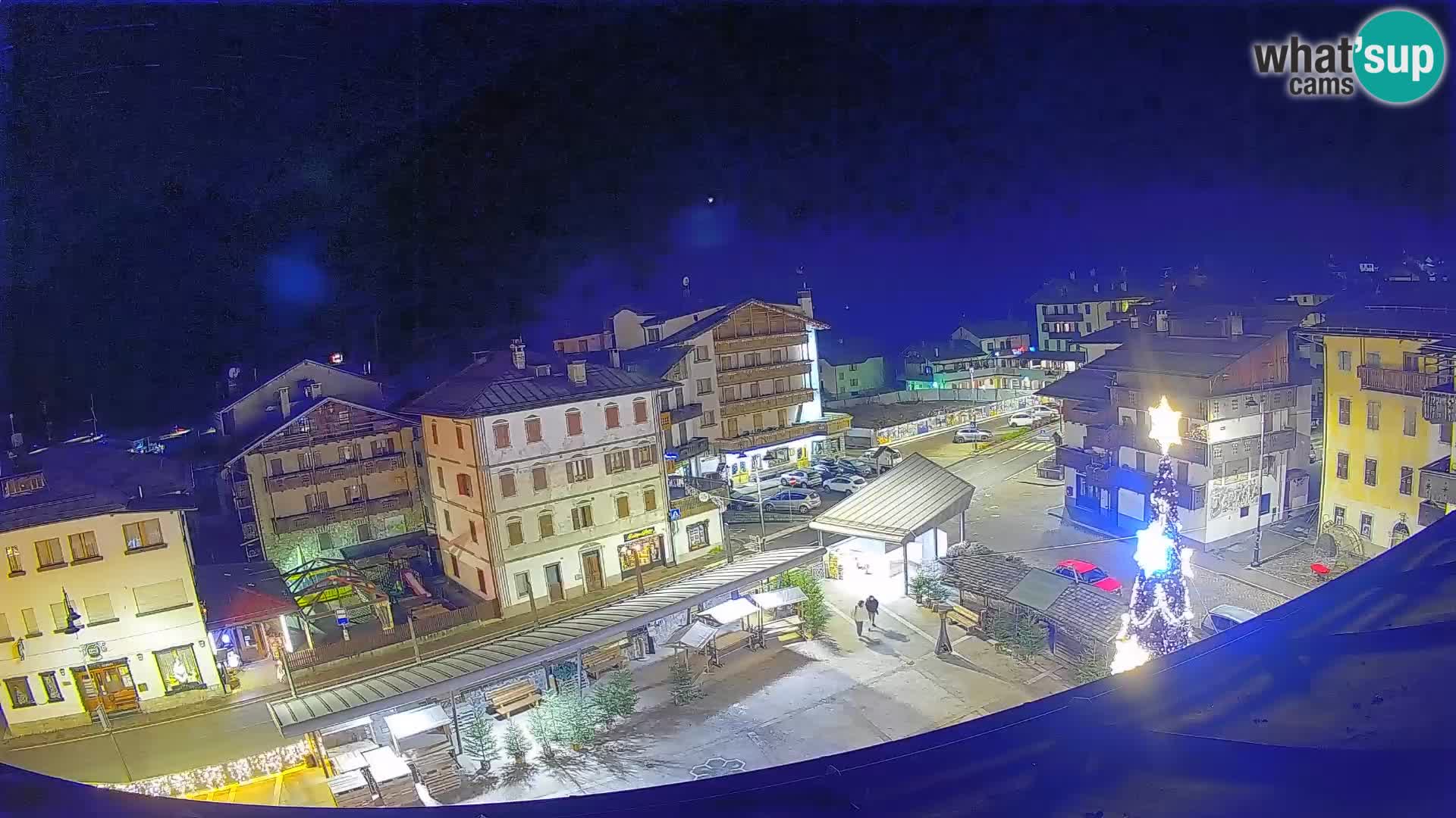 Hauptplatz von Forni di Sopra