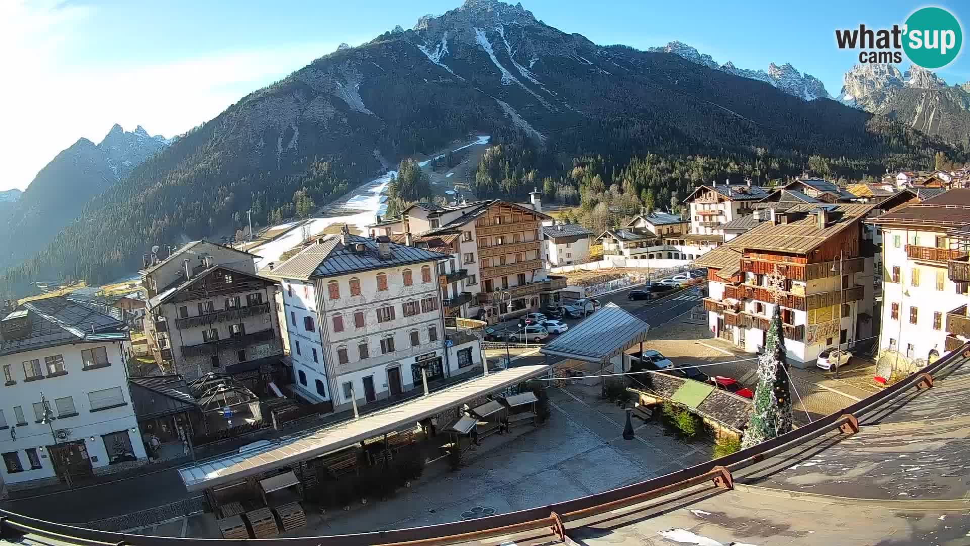 Hauptplatz von Forni di Sopra