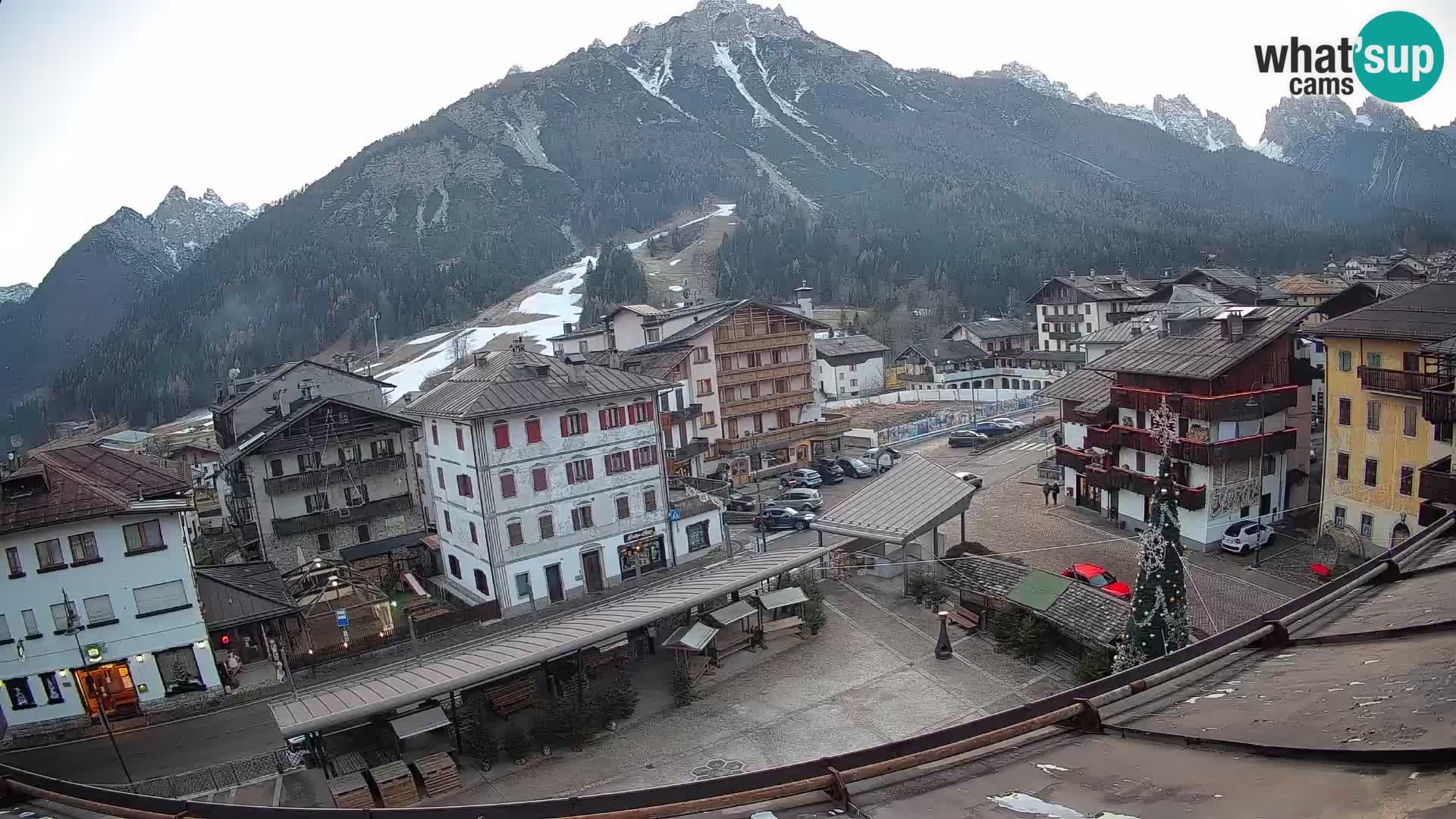 Hauptplatz von Forni di Sopra