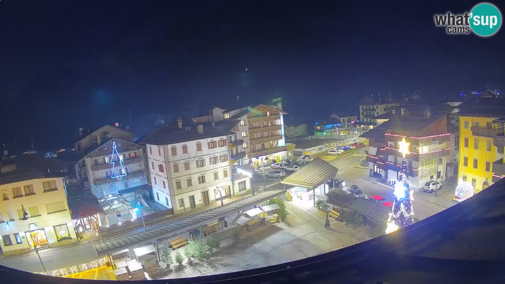 Hauptplatz von Forni di Sopra