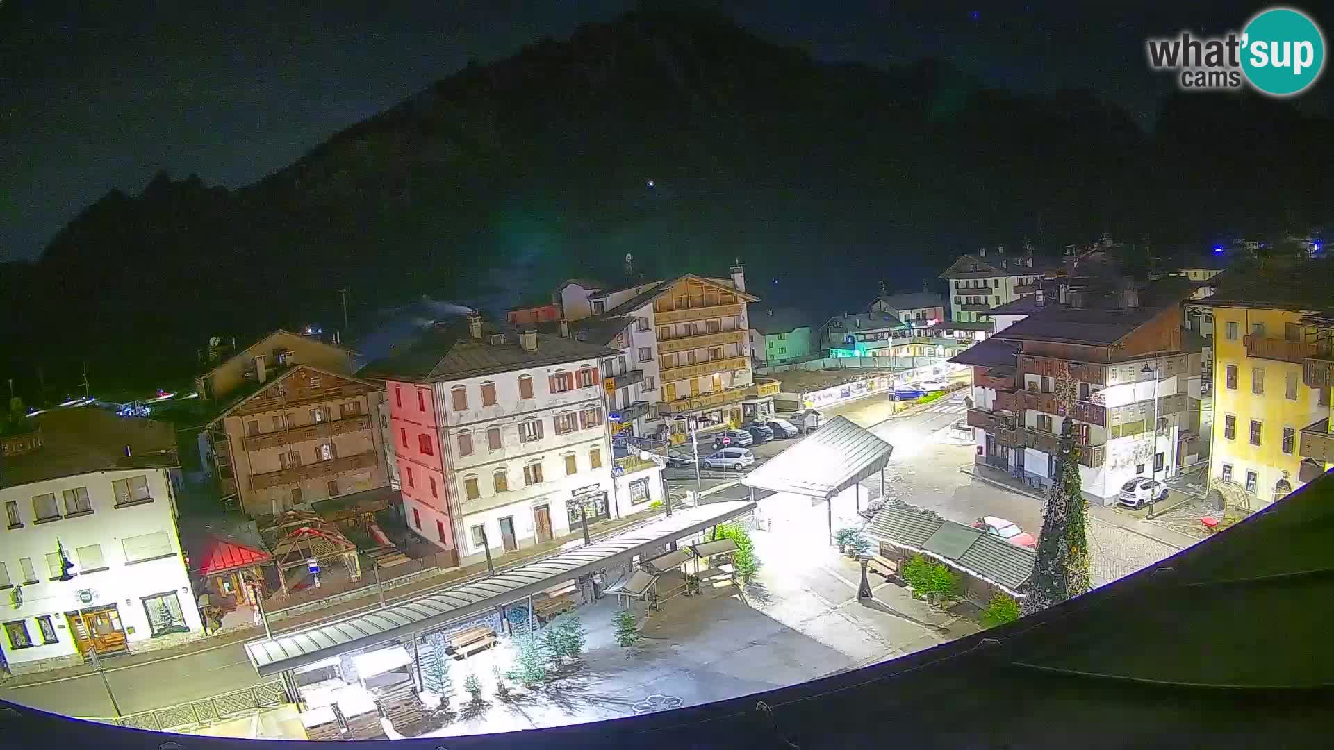 Hauptplatz von Forni di Sopra
