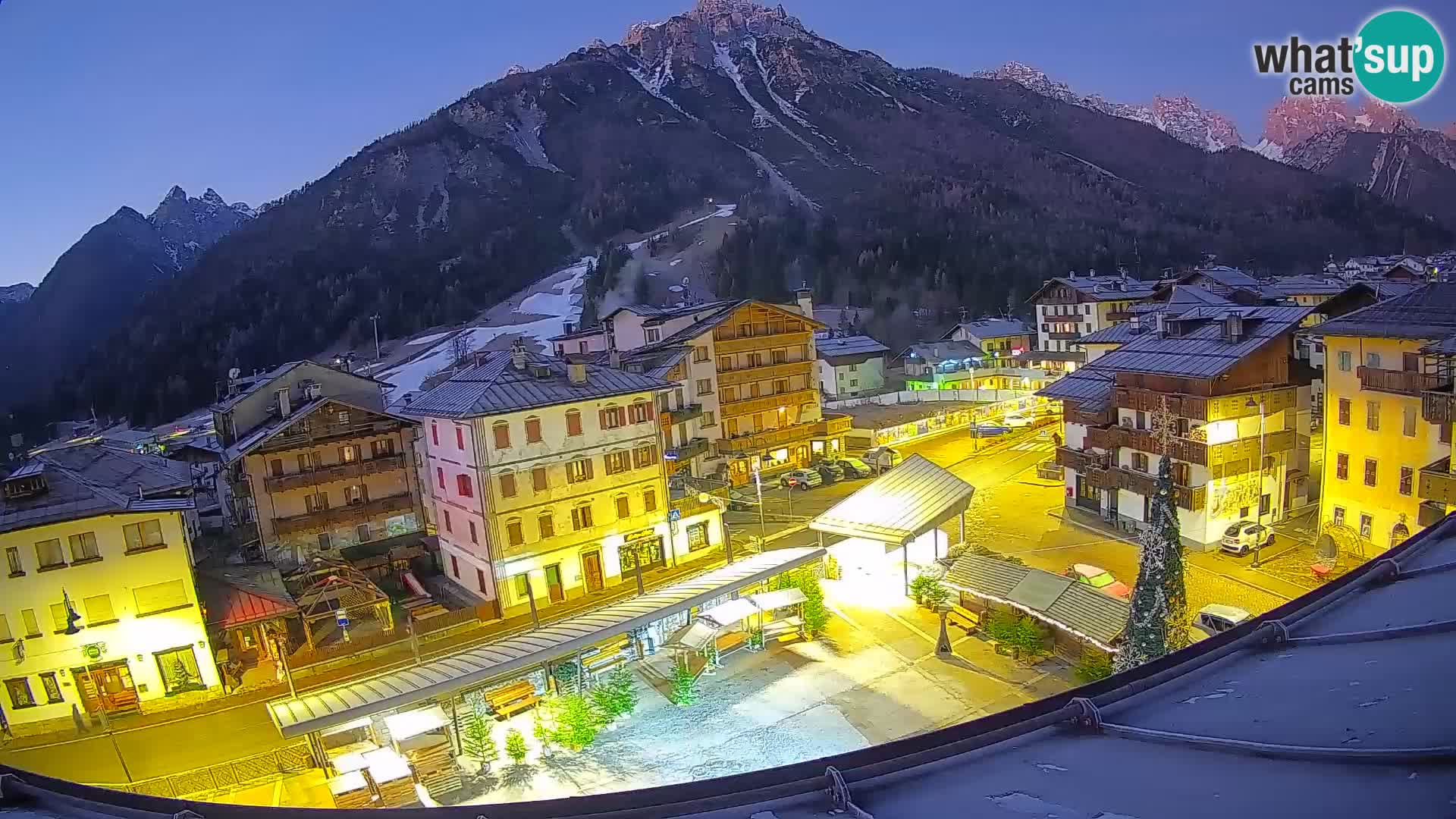 Hauptplatz von Forni di Sopra