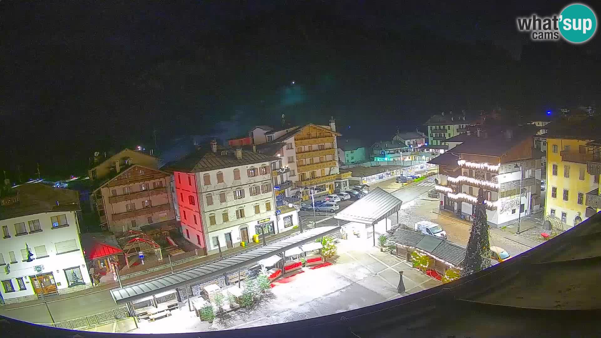 Plaza principal de Forni di Sopra