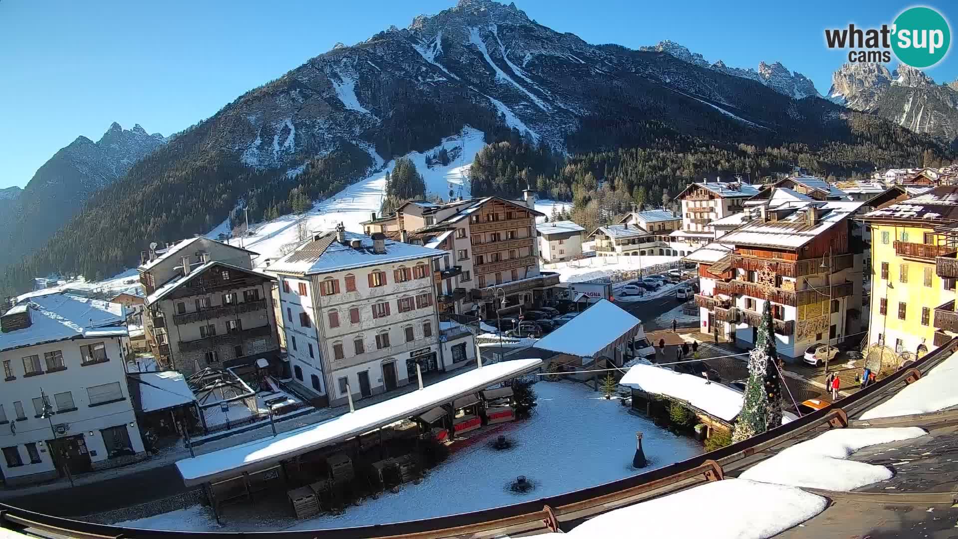 Hauptplatz von Forni di Sopra