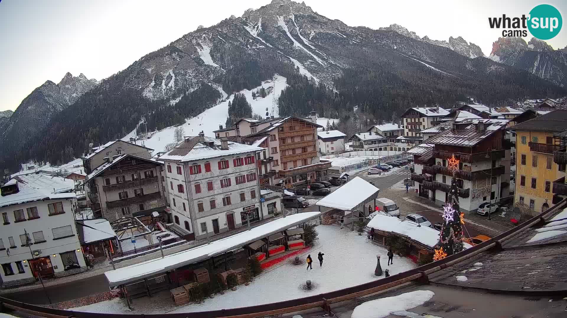 Hauptplatz von Forni di Sopra
