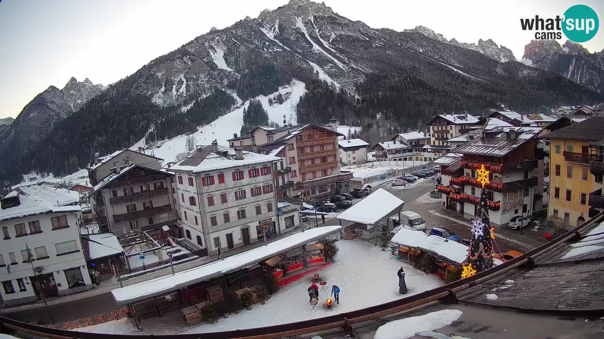 Hauptplatz von Forni di Sopra