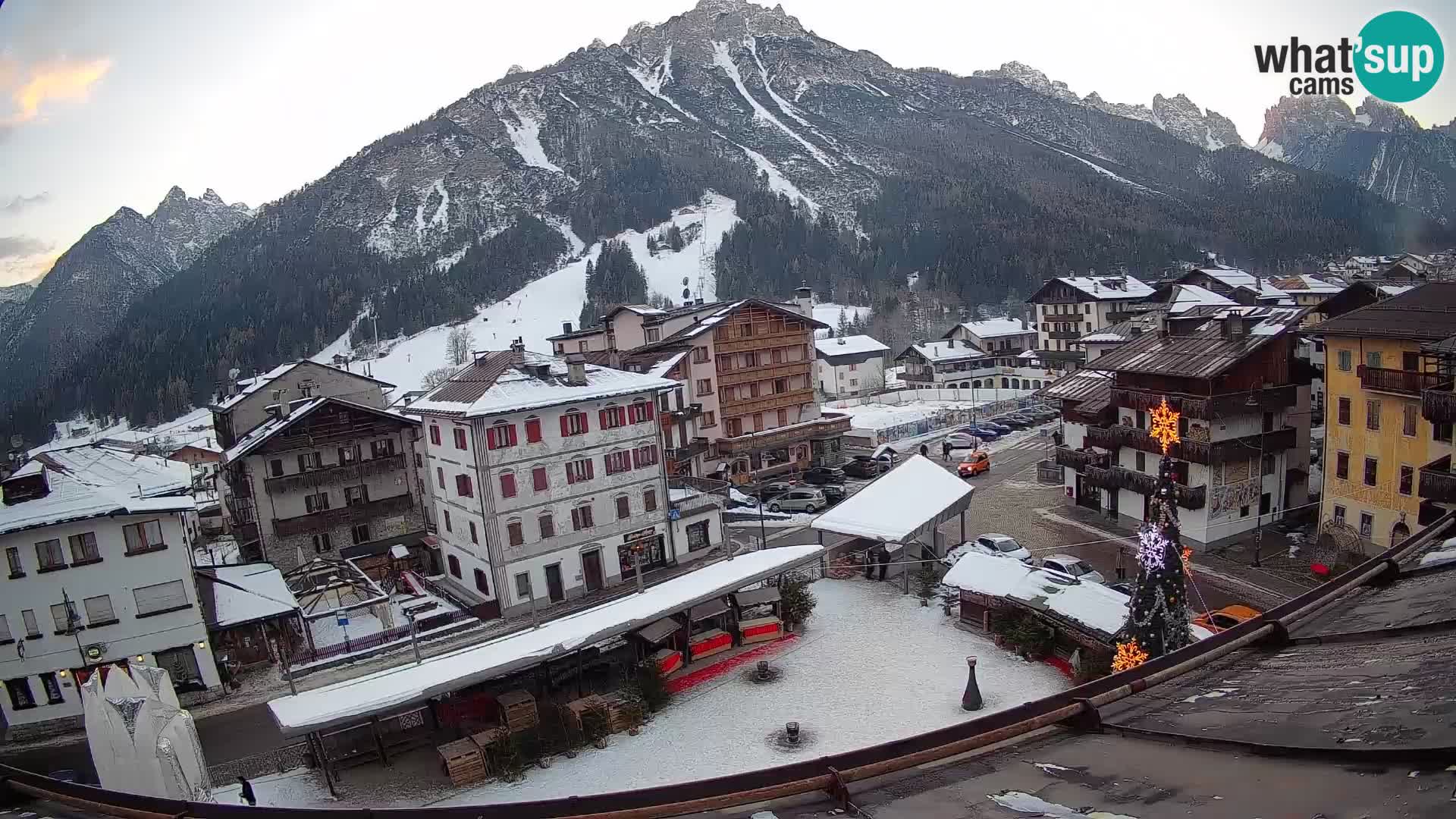 Hauptplatz von Forni di Sopra