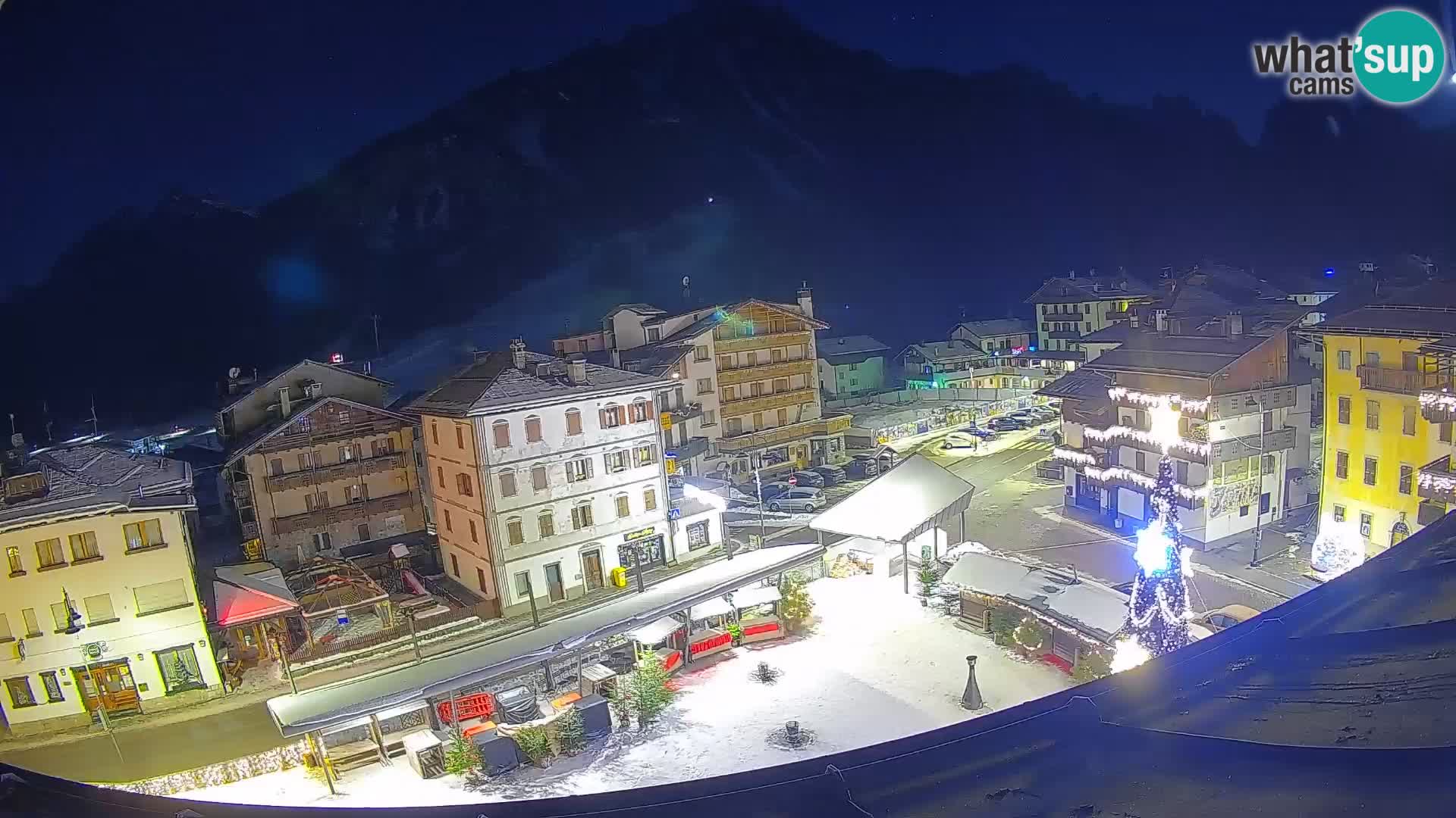 Hauptplatz von Forni di Sopra