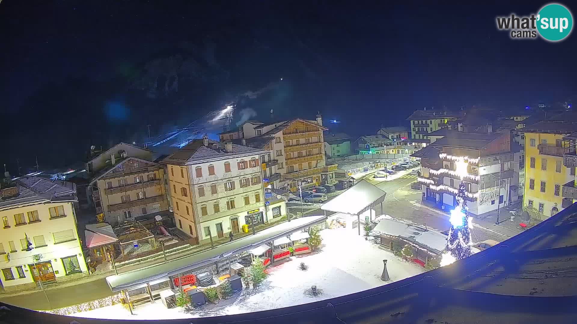 Hauptplatz von Forni di Sopra