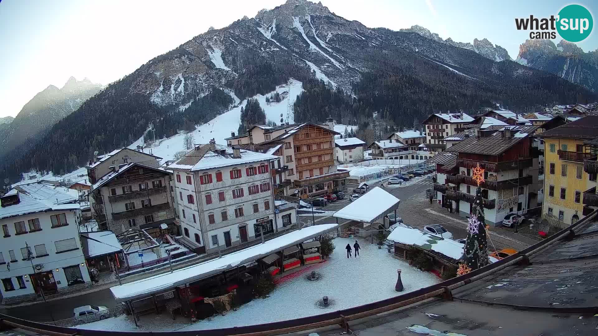 Plaza principal de Forni di Sopra