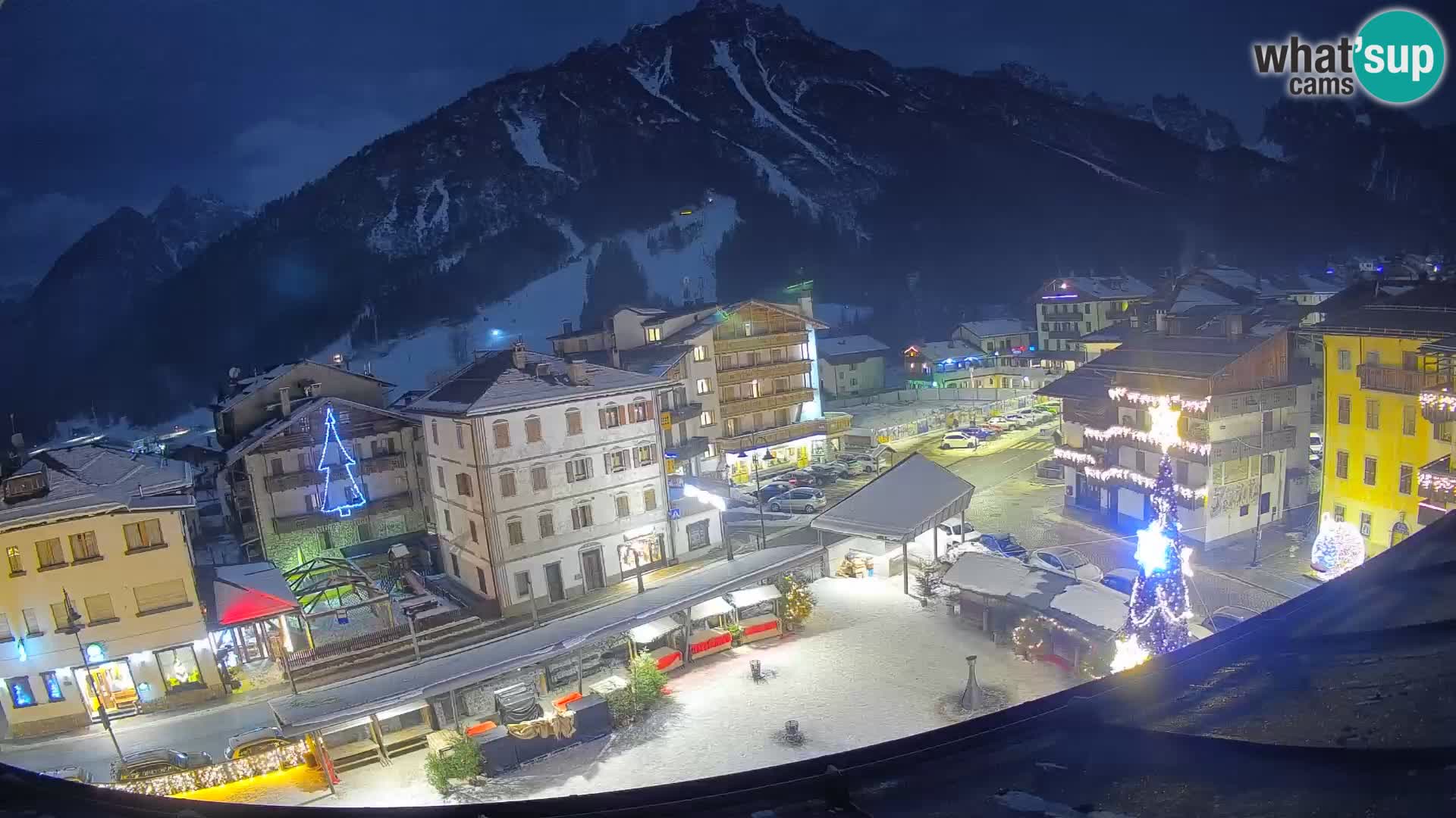 Hauptplatz von Forni di Sopra