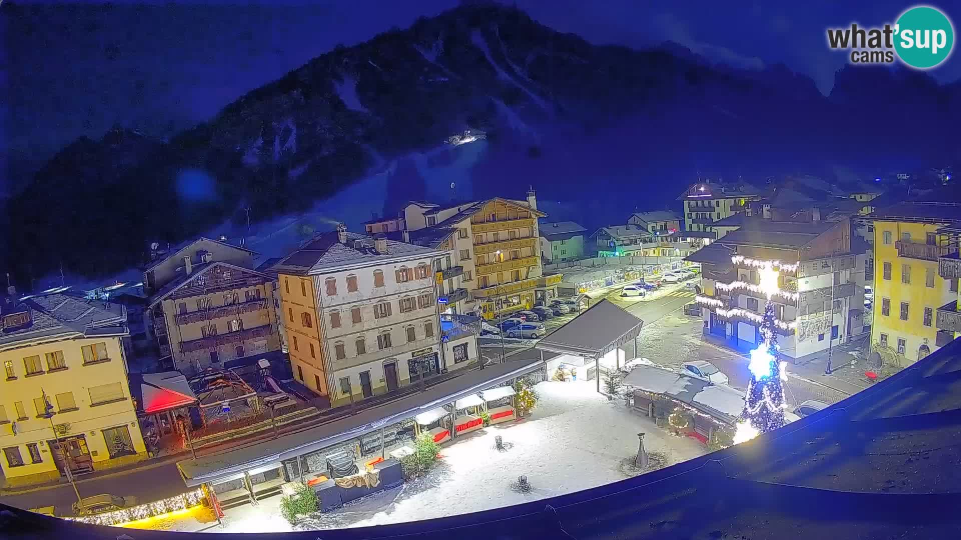 Hauptplatz von Forni di Sopra