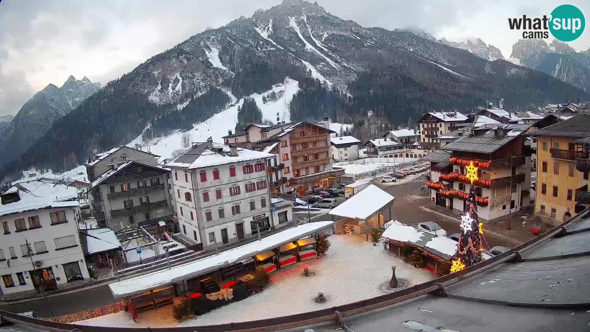 Hauptplatz von Forni di Sopra