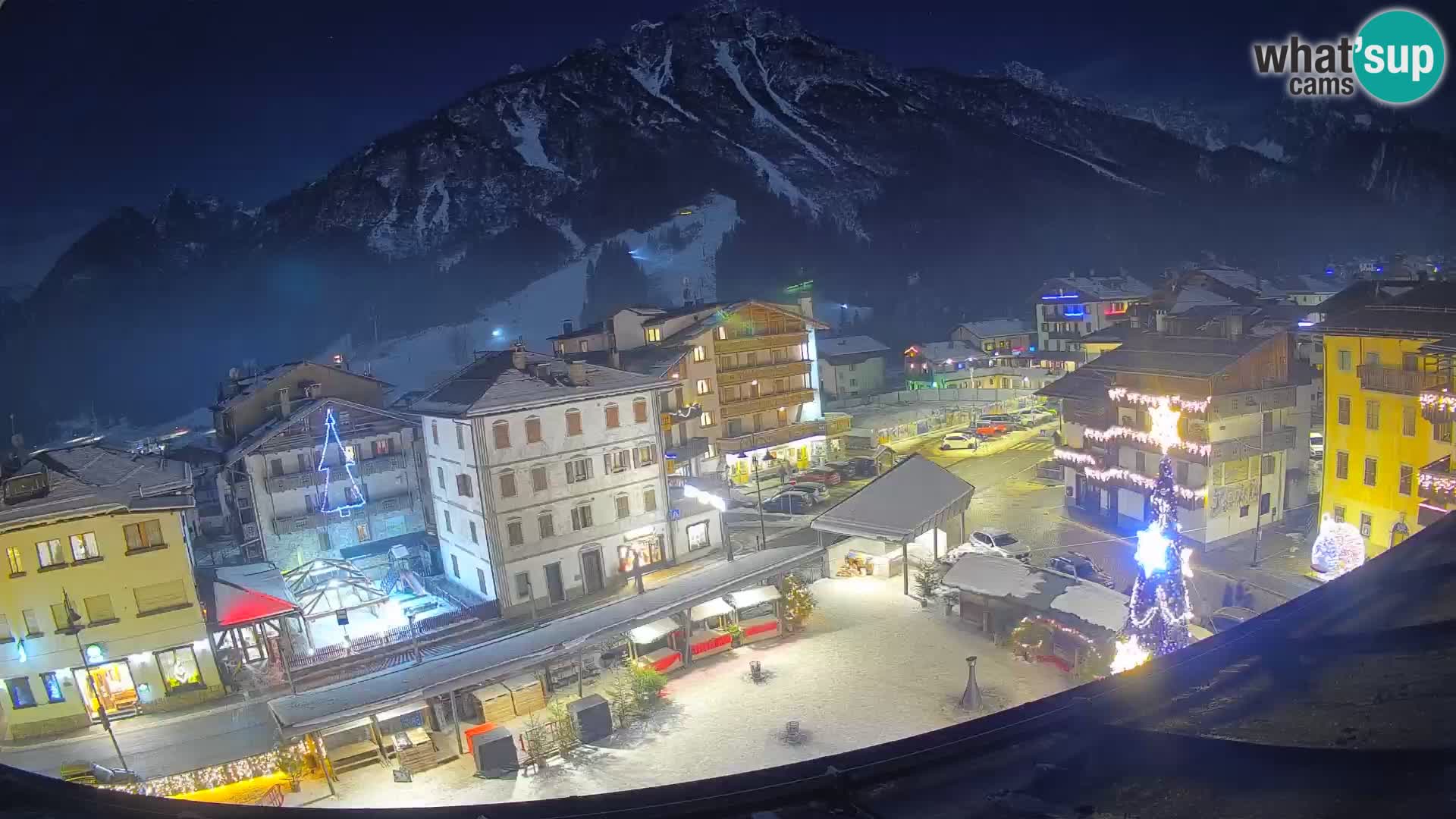 Hauptplatz von Forni di Sopra