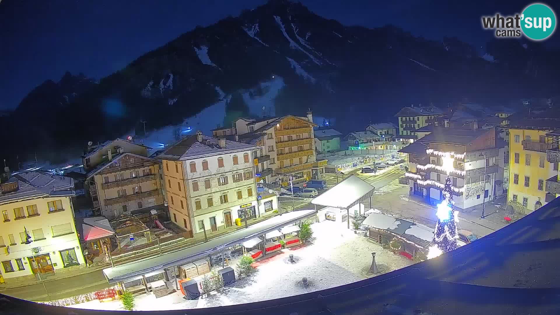 Hauptplatz von Forni di Sopra