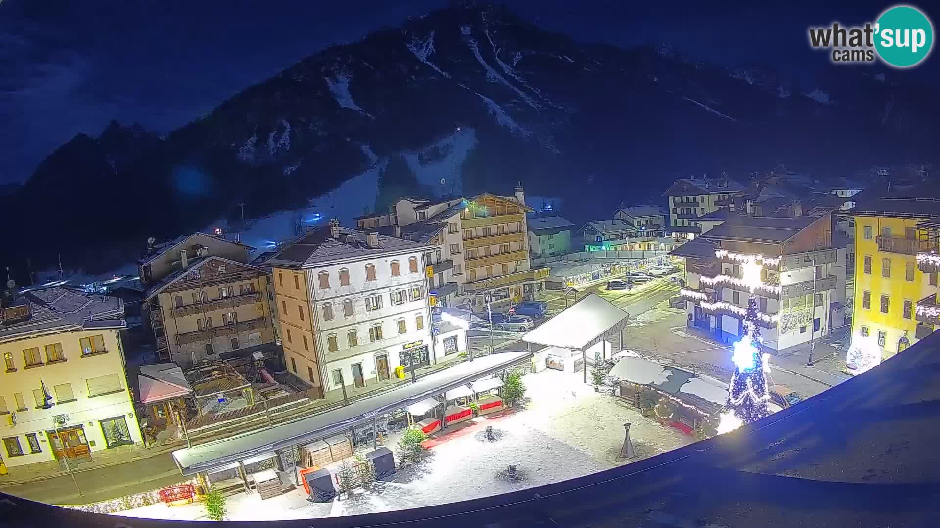 Hauptplatz von Forni di Sopra