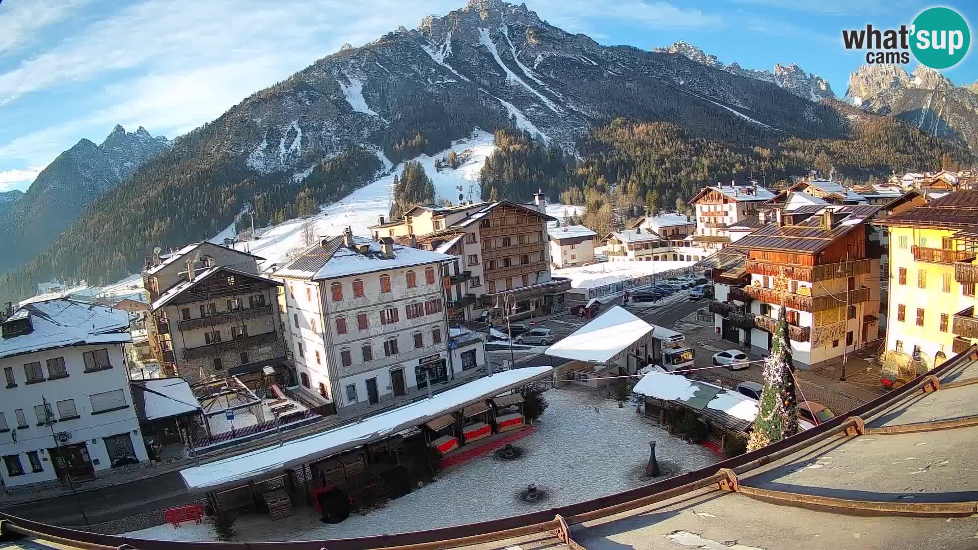 Hauptplatz von Forni di Sopra