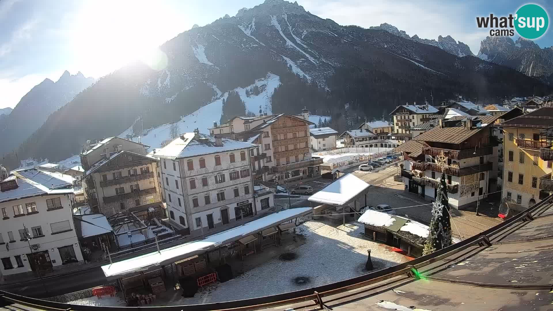 Hauptplatz von Forni di Sopra
