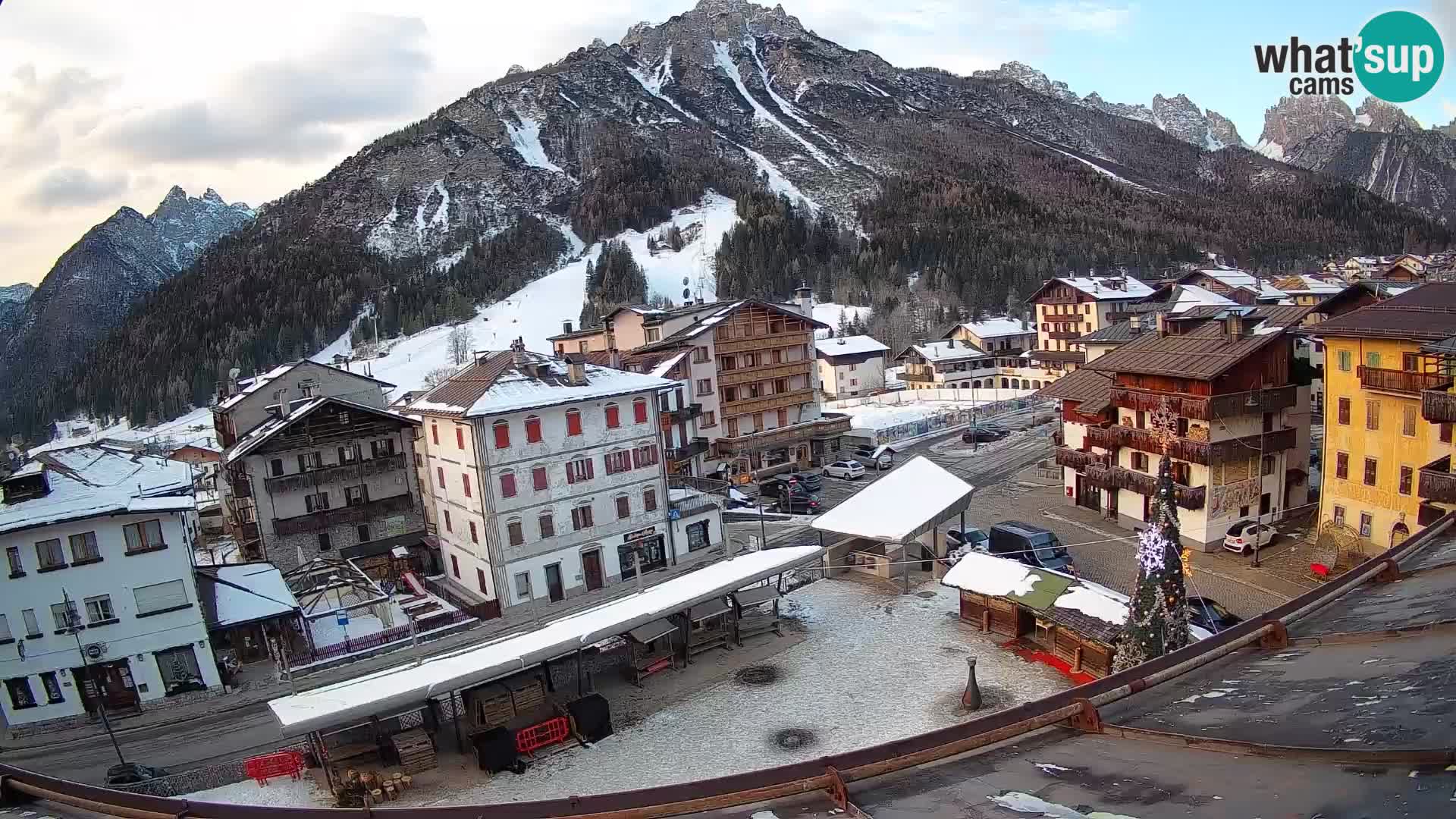 Hauptplatz von Forni di Sopra