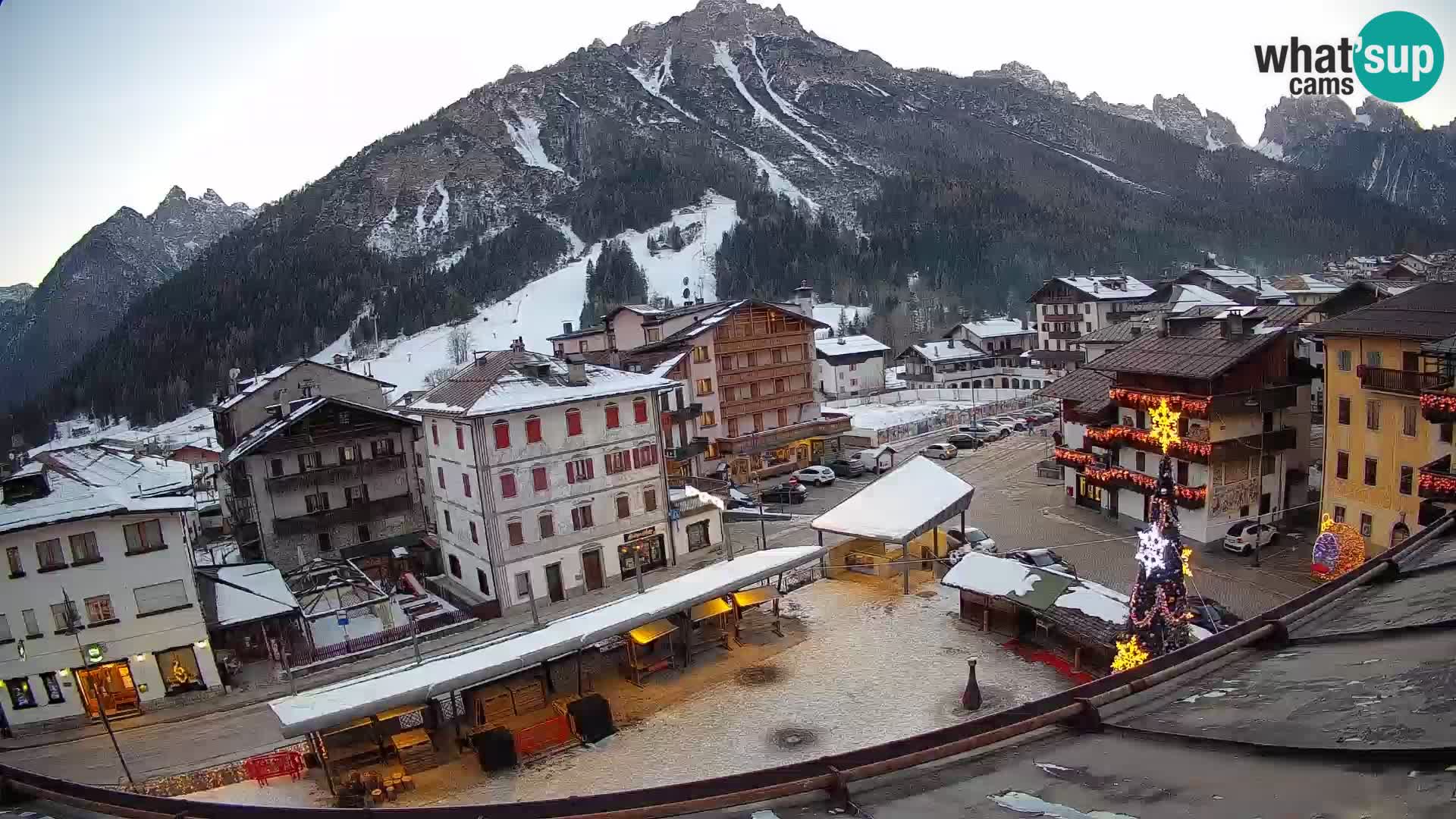 Hauptplatz von Forni di Sopra