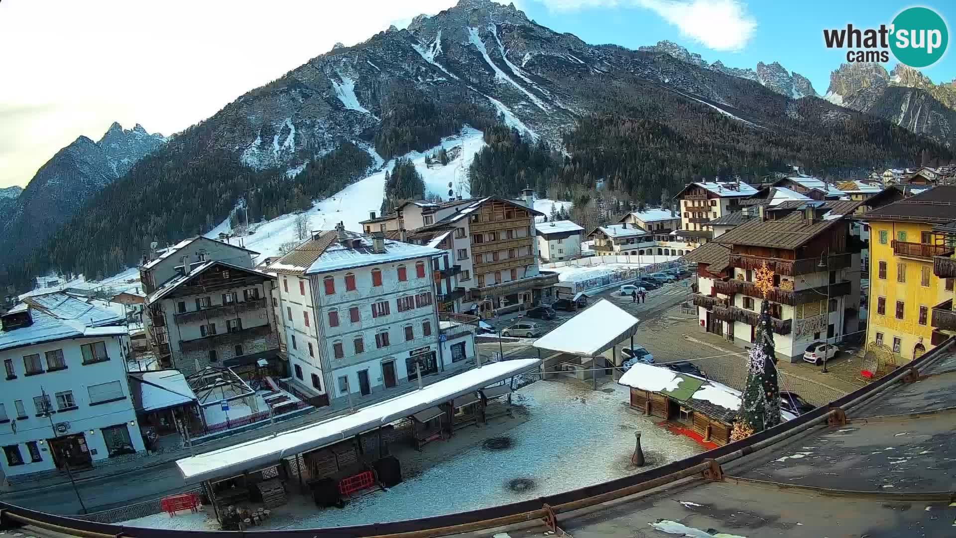 Hauptplatz von Forni di Sopra