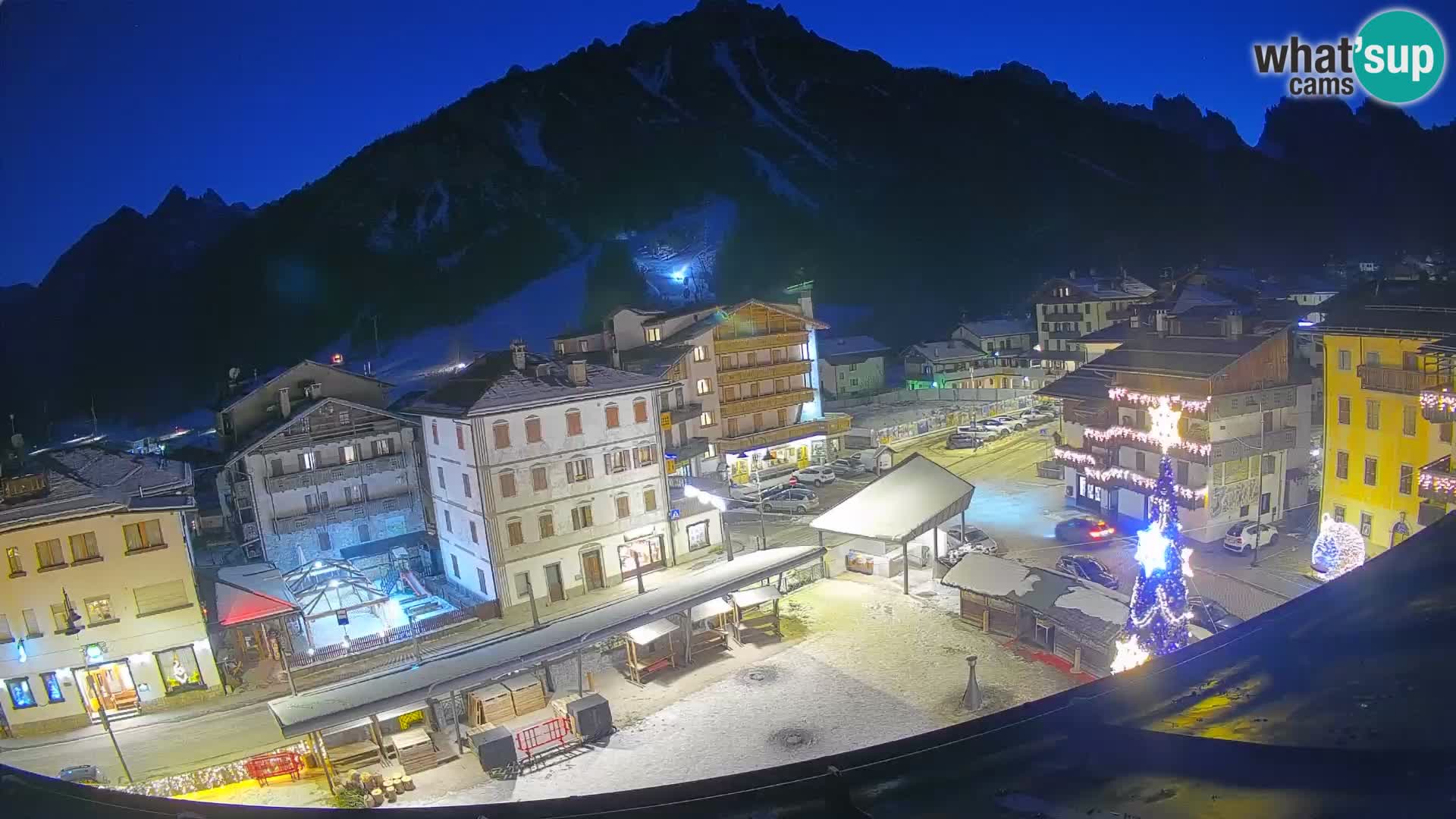 Hauptplatz von Forni di Sopra