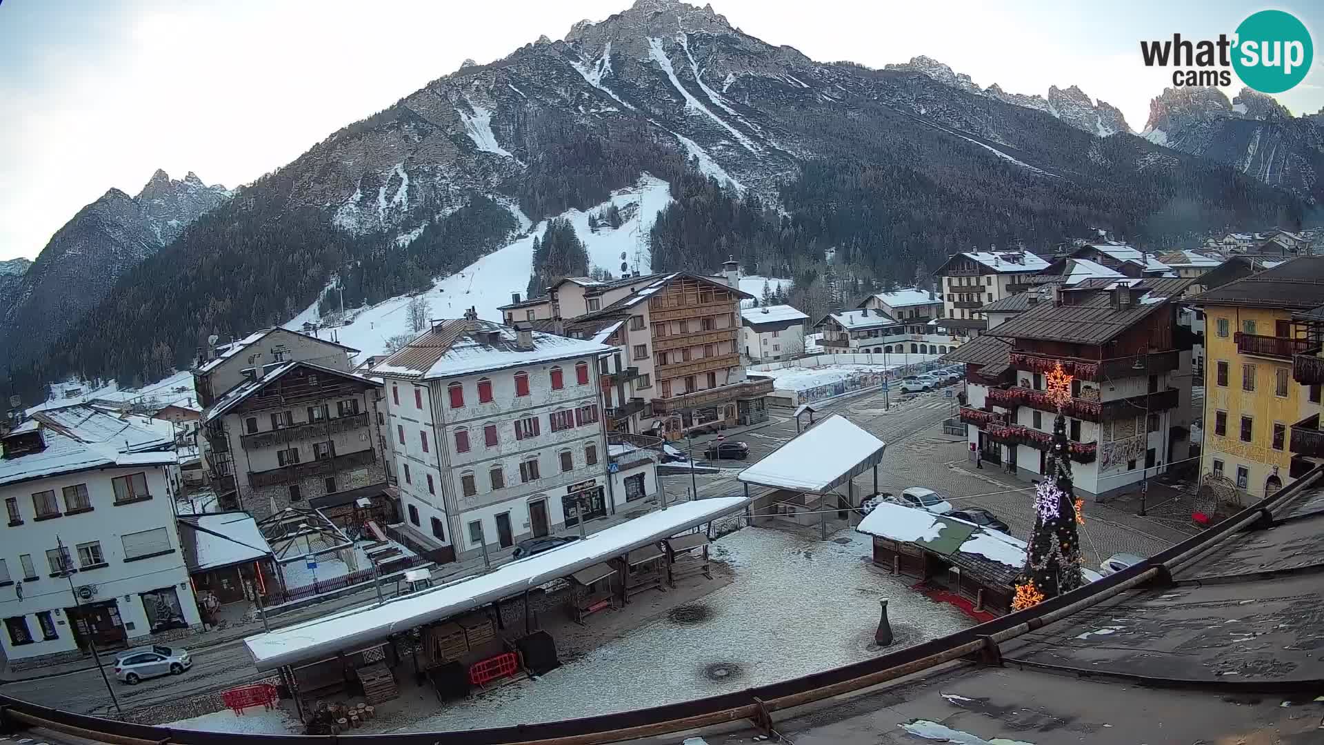 Hauptplatz von Forni di Sopra