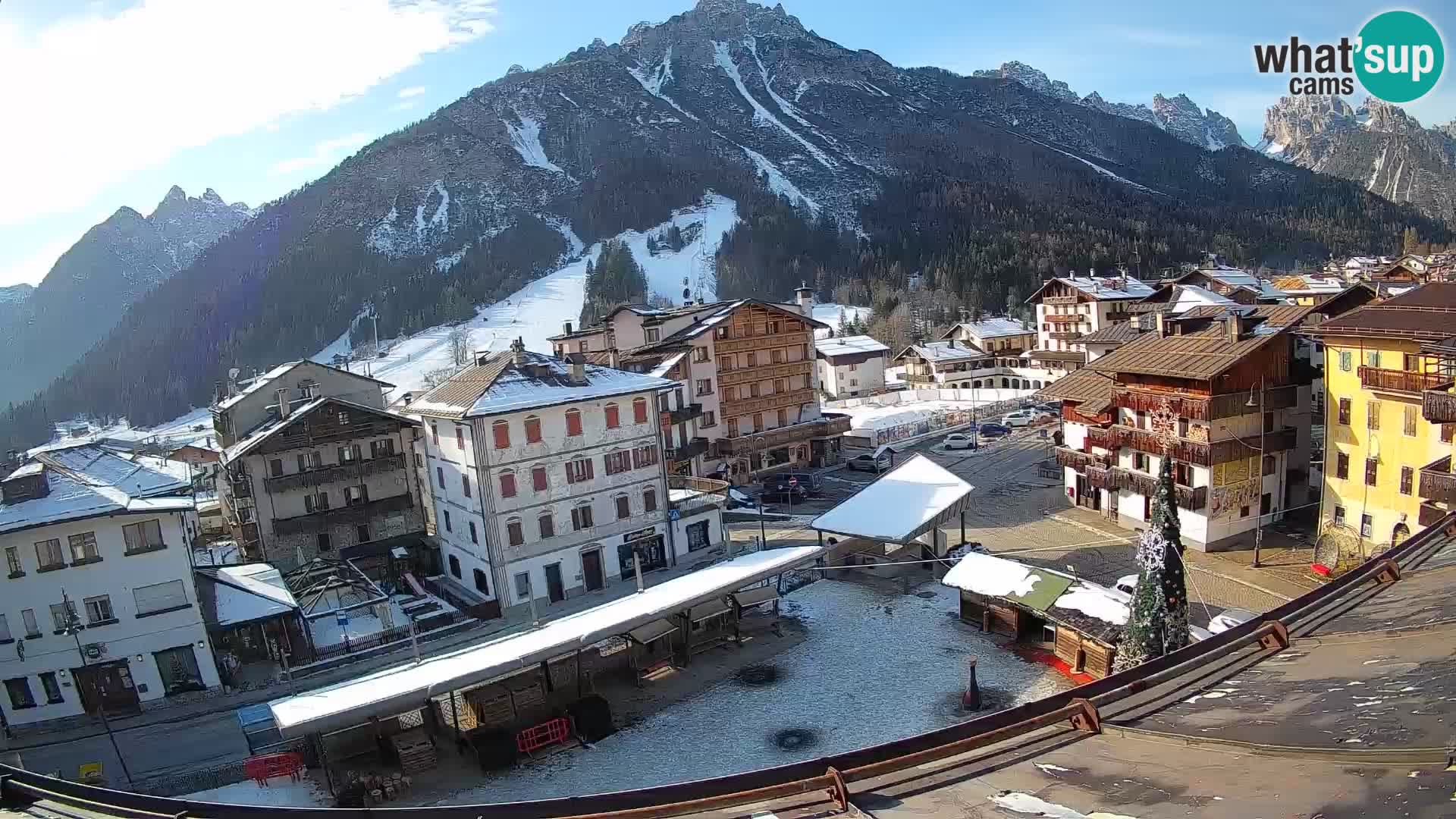 Hauptplatz von Forni di Sopra