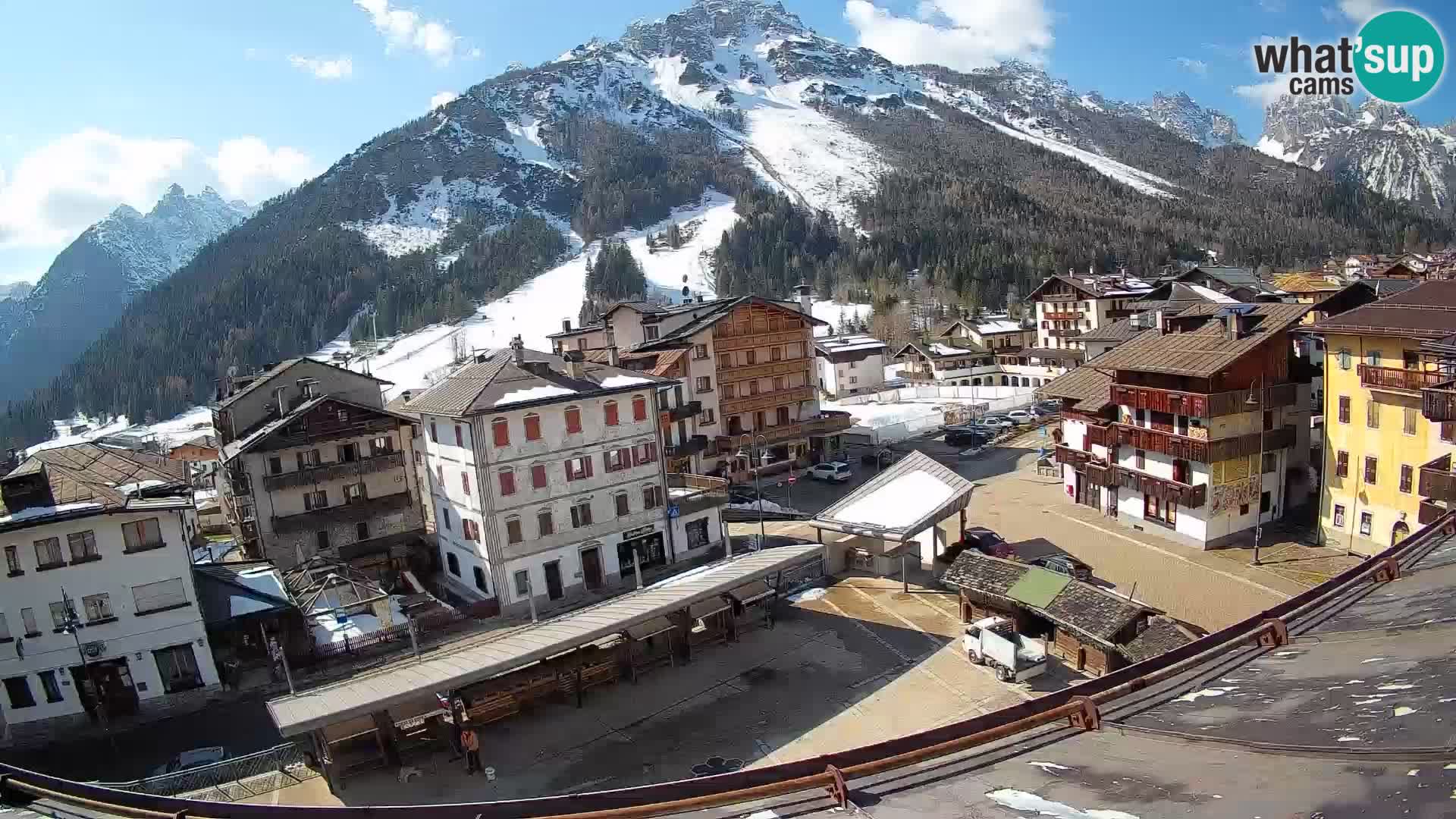 Hauptplatz von Forni di Sopra