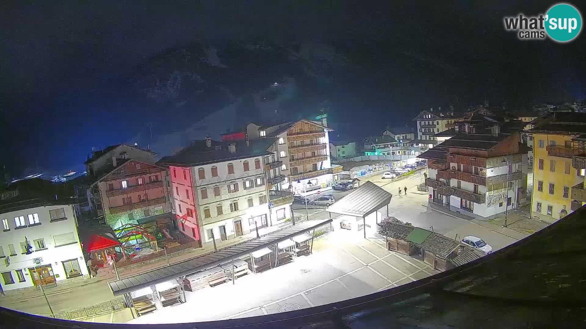 Hauptplatz von Forni di Sopra