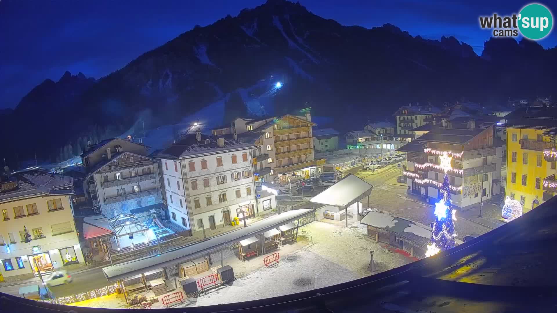 Hauptplatz von Forni di Sopra