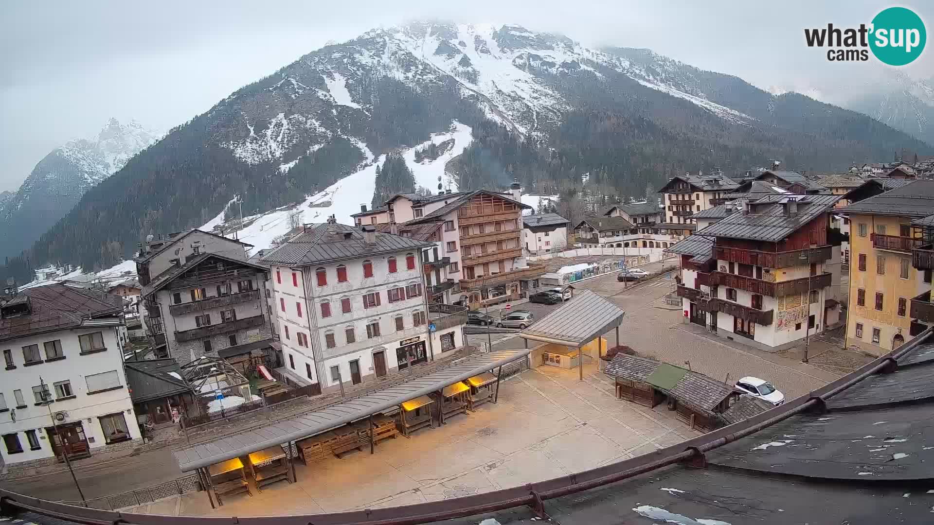 Hauptplatz von Forni di Sopra