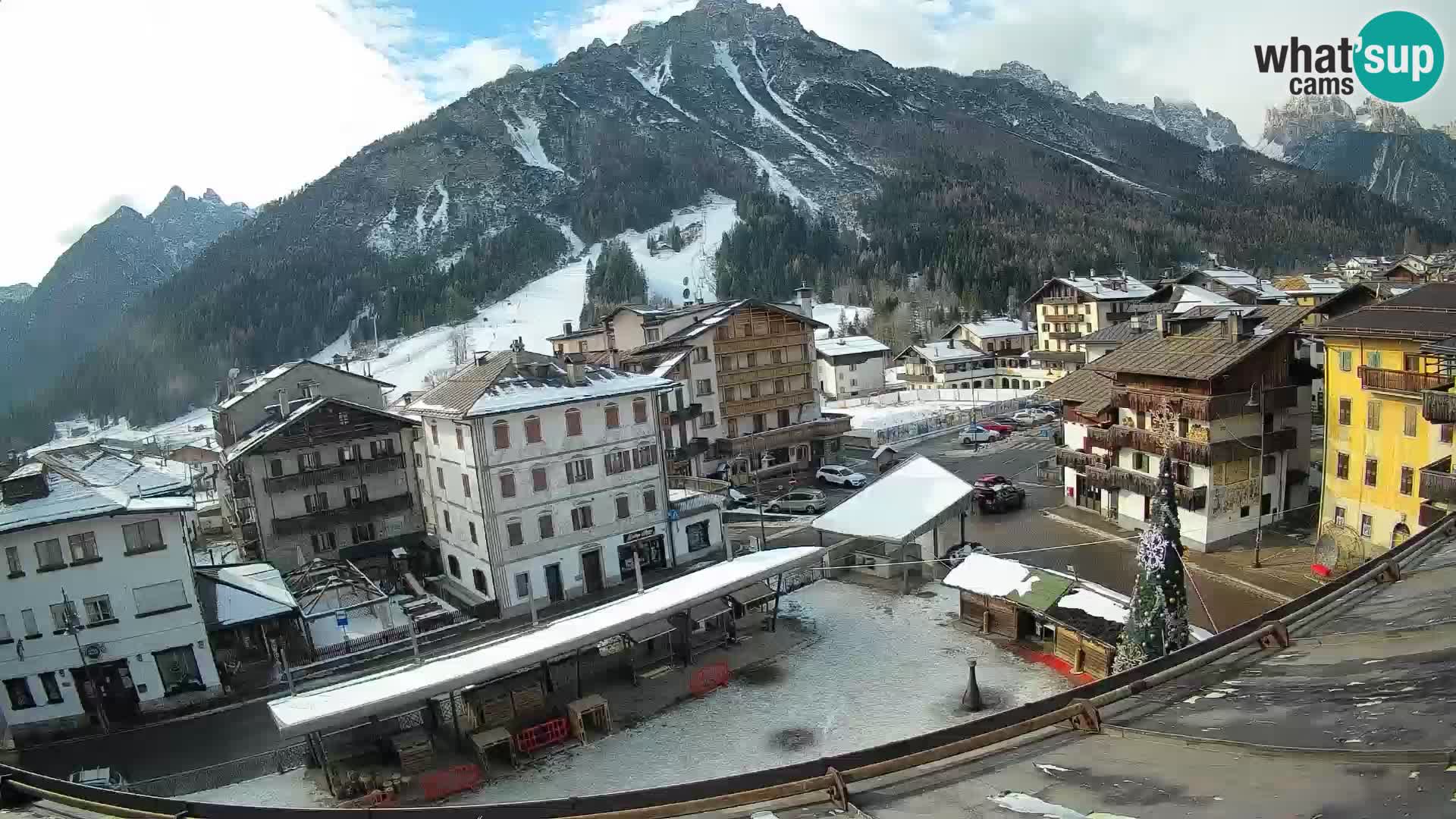Hauptplatz von Forni di Sopra